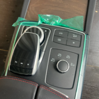 Original-Mercedes-Benz-MLGLGLE-W166-center-console-completely-NEW-8.png
