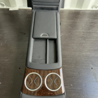 Original-Mercedes-Benz-S-Class-W222-armrest-rear-foldable-middle-leather-NEW-3.png
